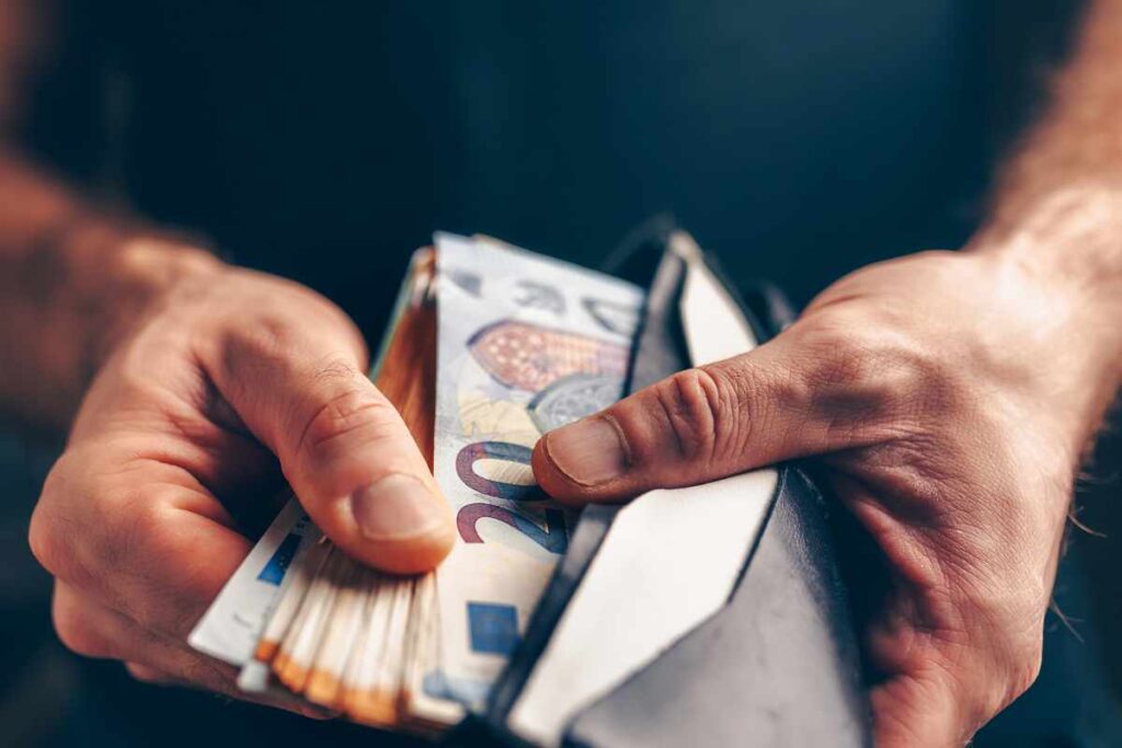 480 euro in arrivo famiglie